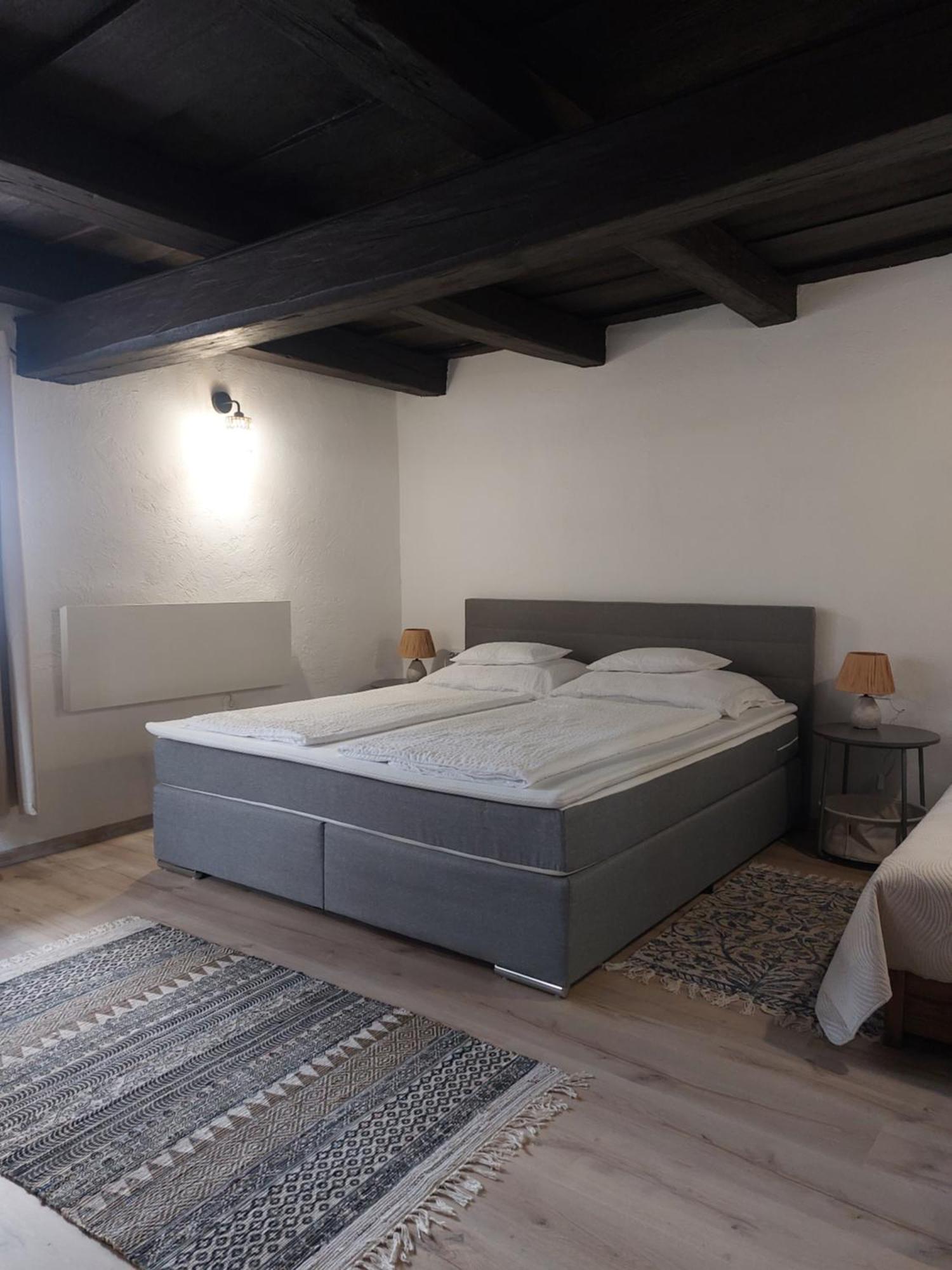 Babamuzeum Apartman Tihany Ngoại thất bức ảnh